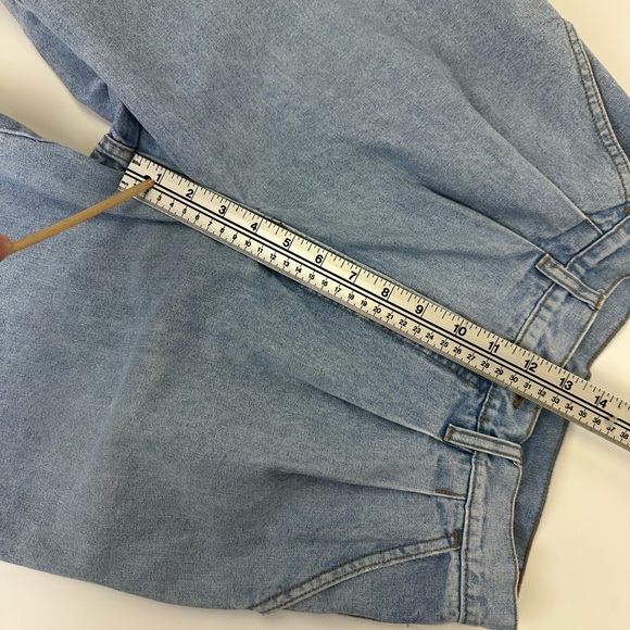 Vintage 90s denim shorts Small mom pleat front 8in inseam Northern Reflections - Picture 8 of 11